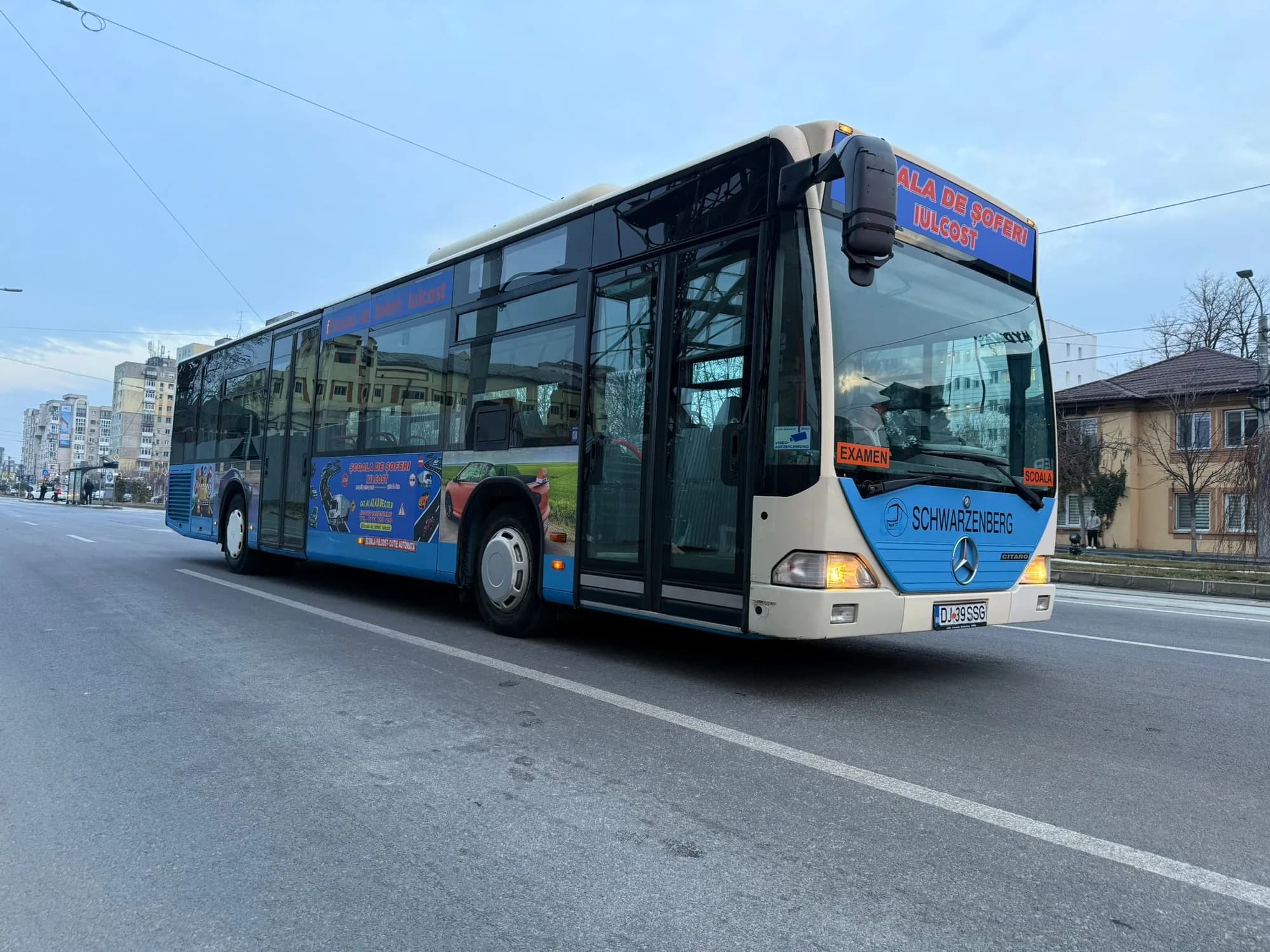 Autobuz Mercedes-Benz Citaro — pentru categoria D, din parcul auto Iulcost